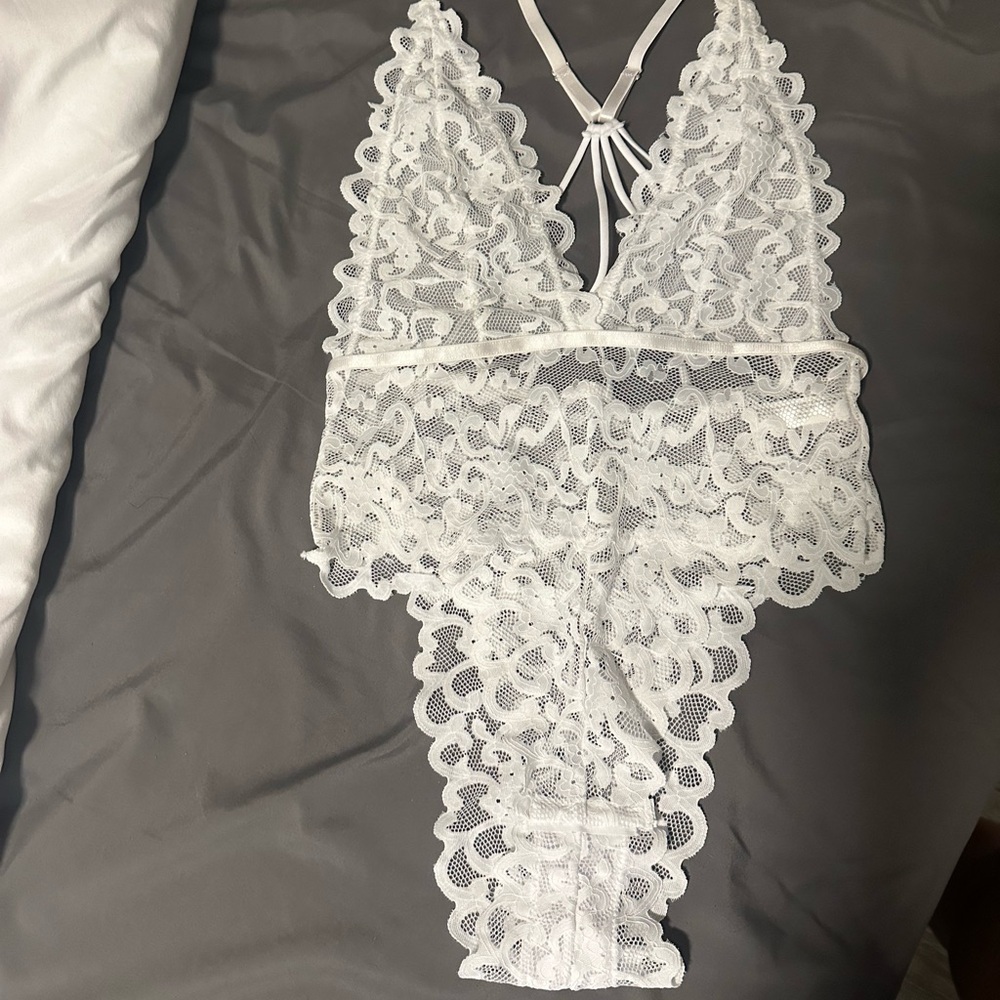 Fashion Nova White Lace Bodysuit